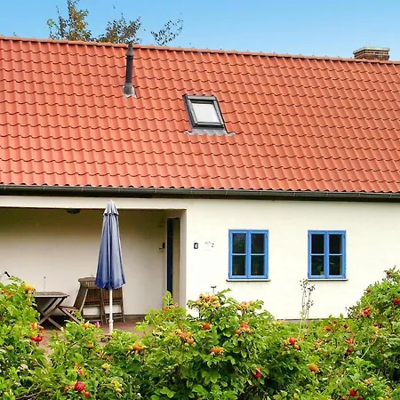 Holiday home Im Hafendorf Auf Ruegen Vieregge